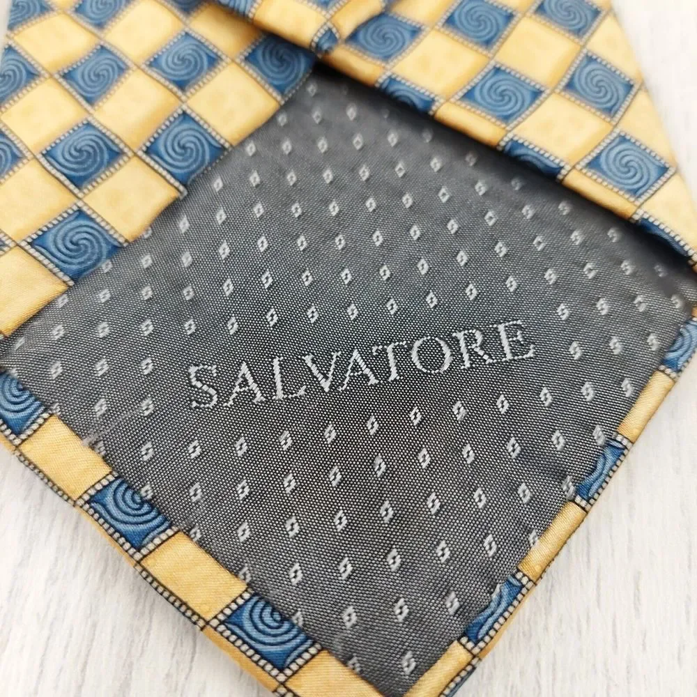 Salvatore Pellegrino‎ Men’s Neck Tie Silk Diamond Geometric Swirl Yellow Blue